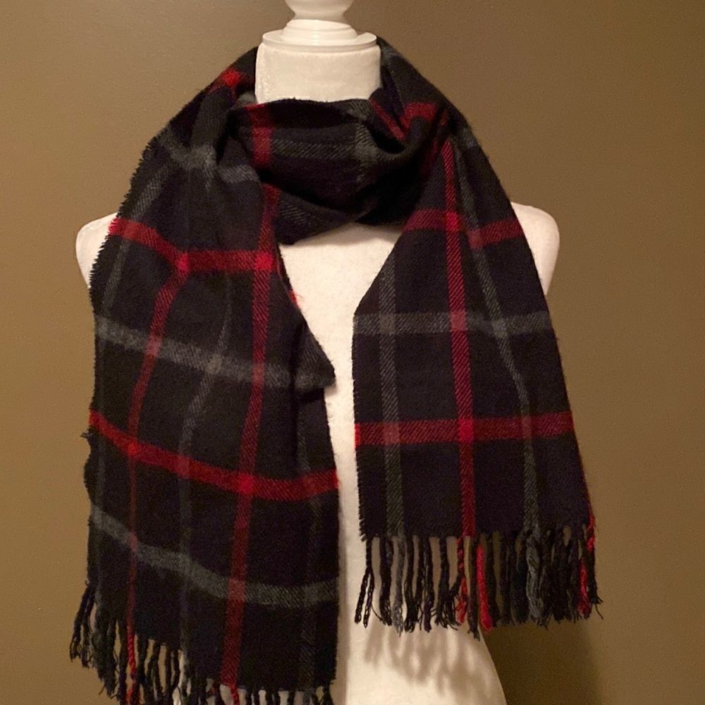 Plaid Winter Scarf Unbranded 65” Long Red  & Black